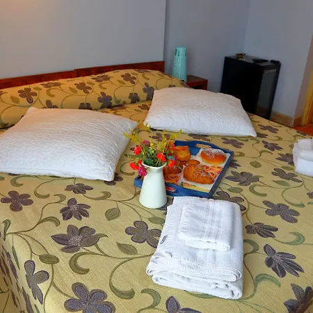 Bed & Breakfast Cloe's *